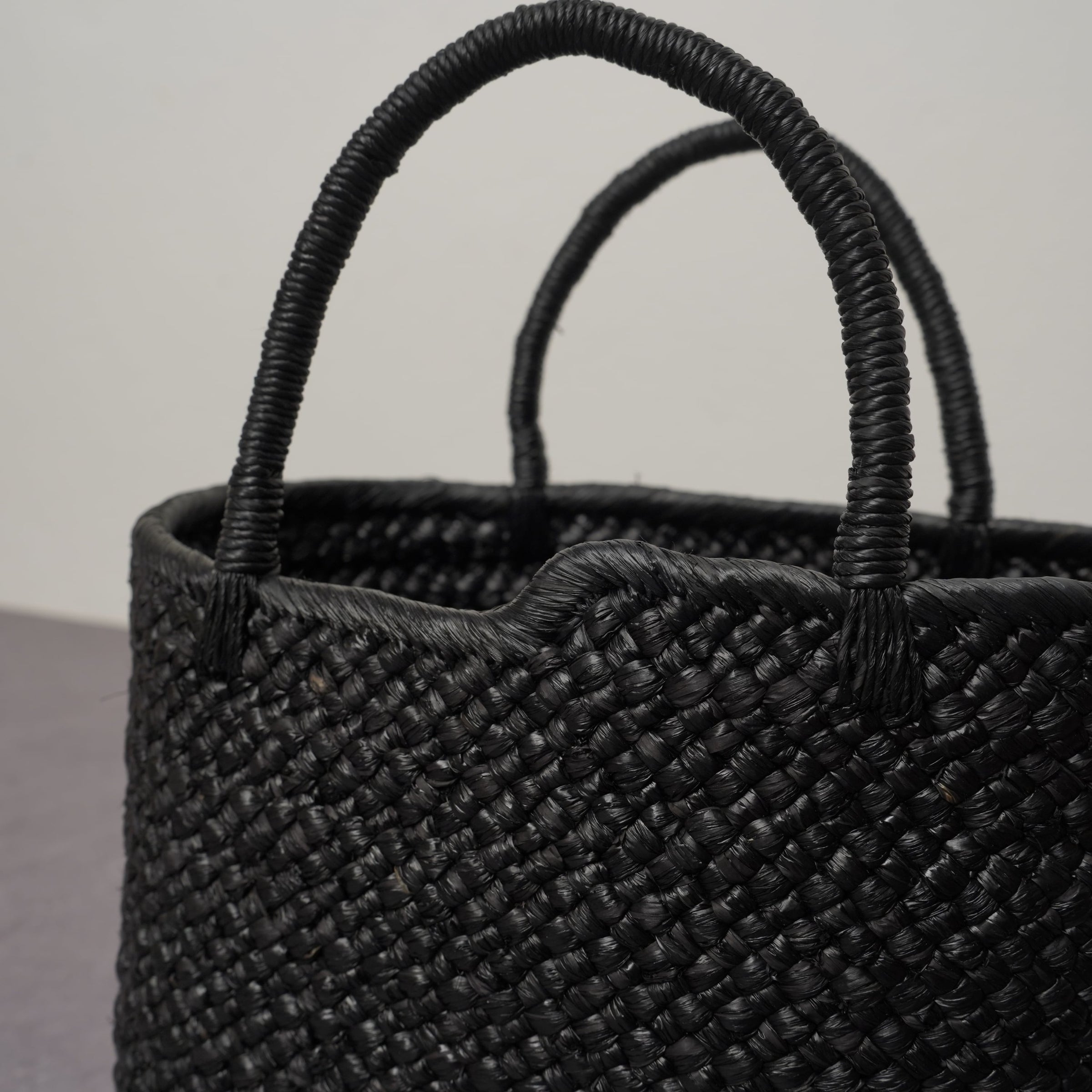 AMPIANA Marche bag S Black｜アンピアーナ マルシェバッグ | LETTERS