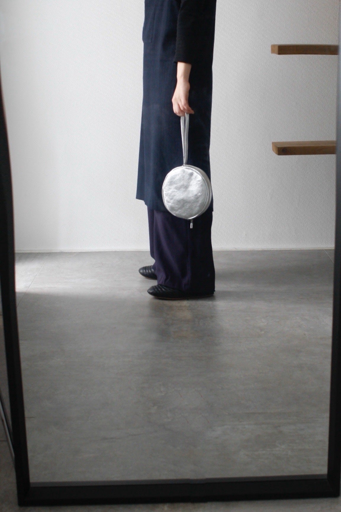a Tambourine pouch bag silver｜アー タンバリンポーチバッグ | LETTERS