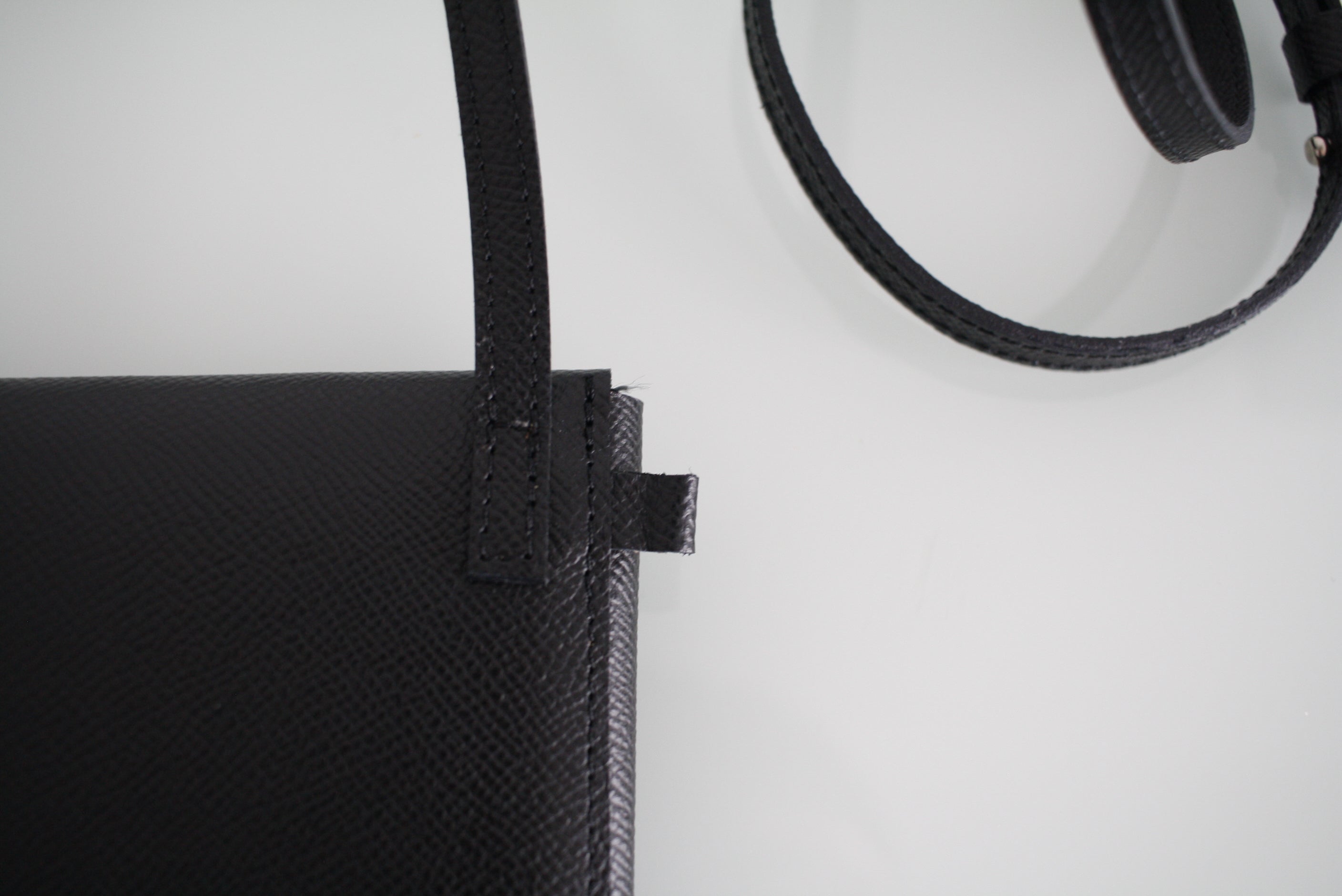 アー レターポシェット ブラック｜a Letter pochette｜アー 取扱Shop