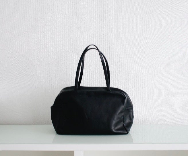 a アー ボストンバッグ L ブラック｜アー 取扱Shop｜LETTERS | LETTERS