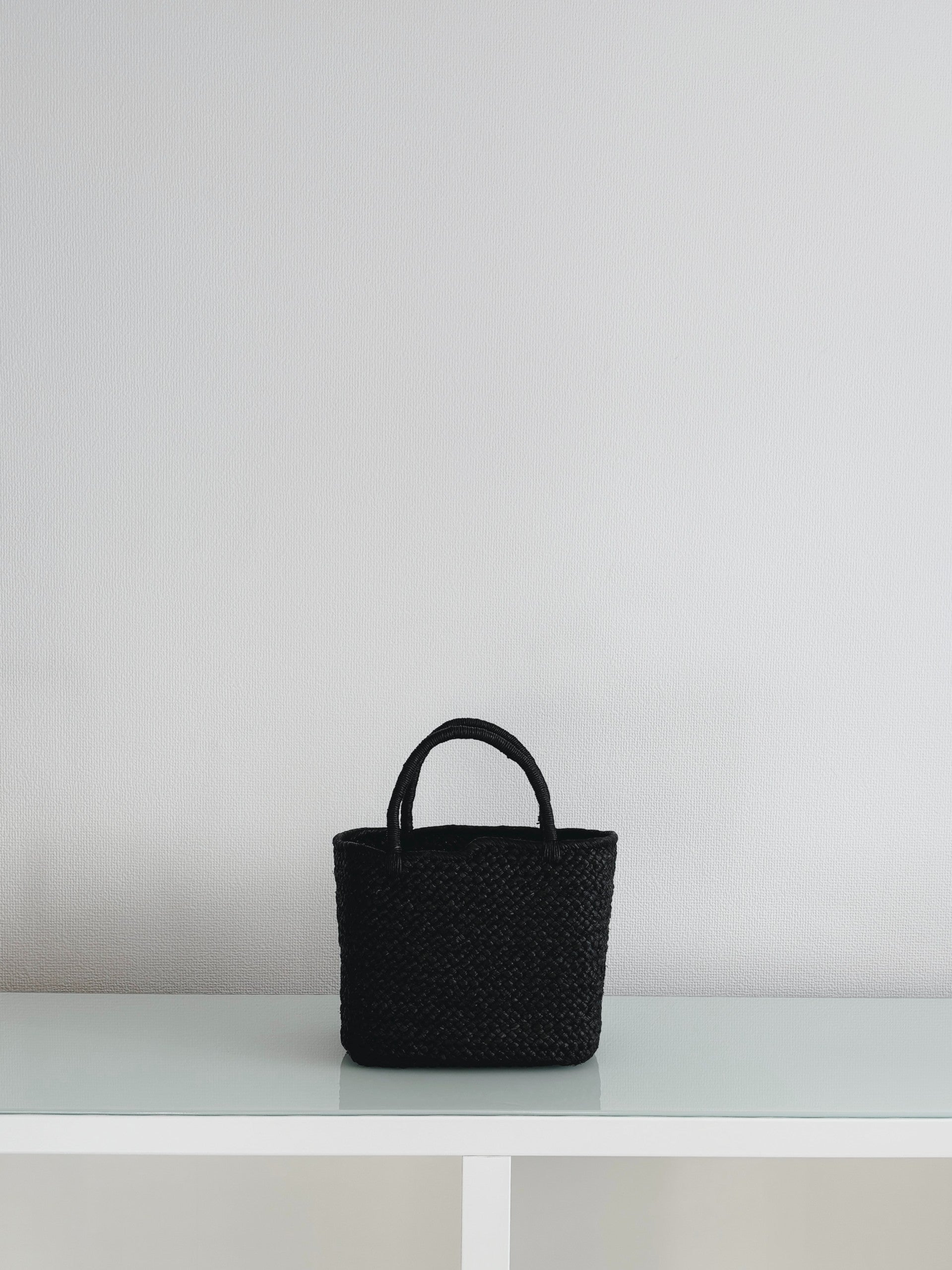 AMPIANA Marche bag S Black｜アンピアーナ マルシェバッグ | LETTERS